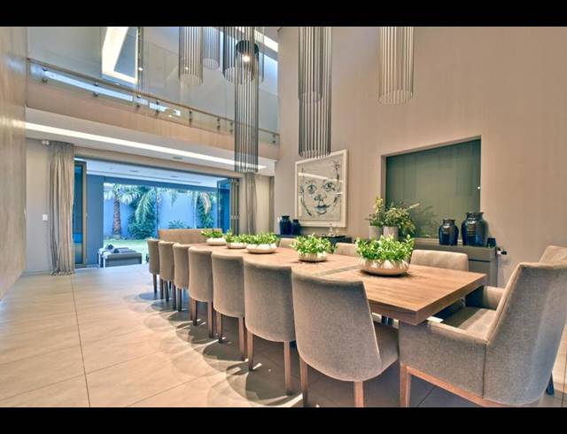 5 BEDROOM HOUSE FOR SALE IN SANDOWN